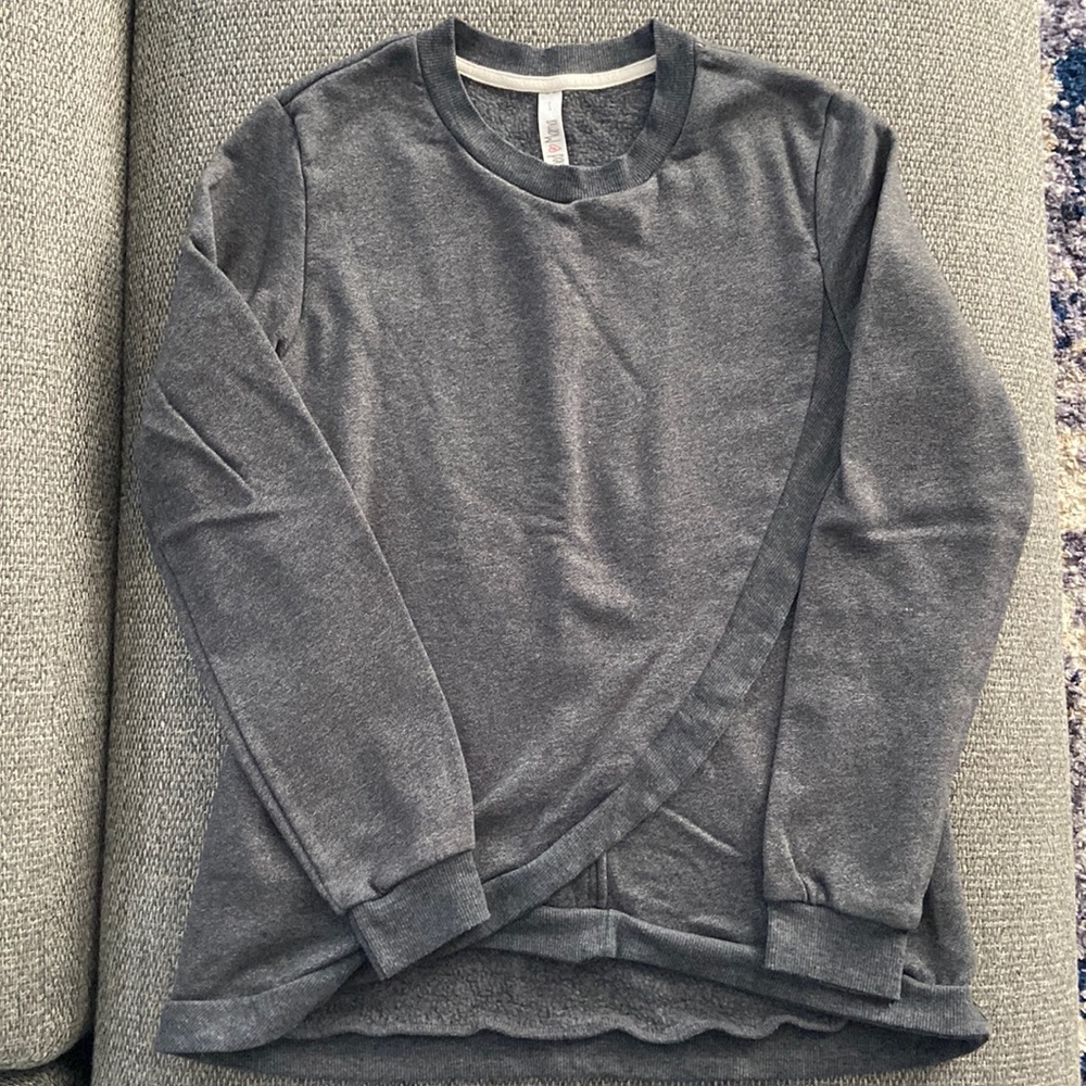 Nursing sweatshirt